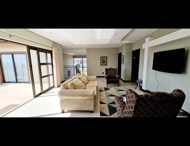 5 BEDROOM HOUSE FOR SALE IN IZINGA RIDGE